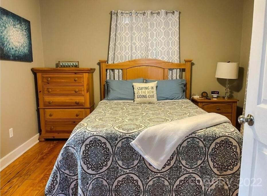 Charming Cottage In Morganton With Ample Parking Luaran gambar